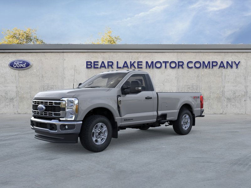 2026 Ford Super Duty F-350® XLT