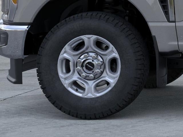 2026 Ford Super Duty F-350® XLT