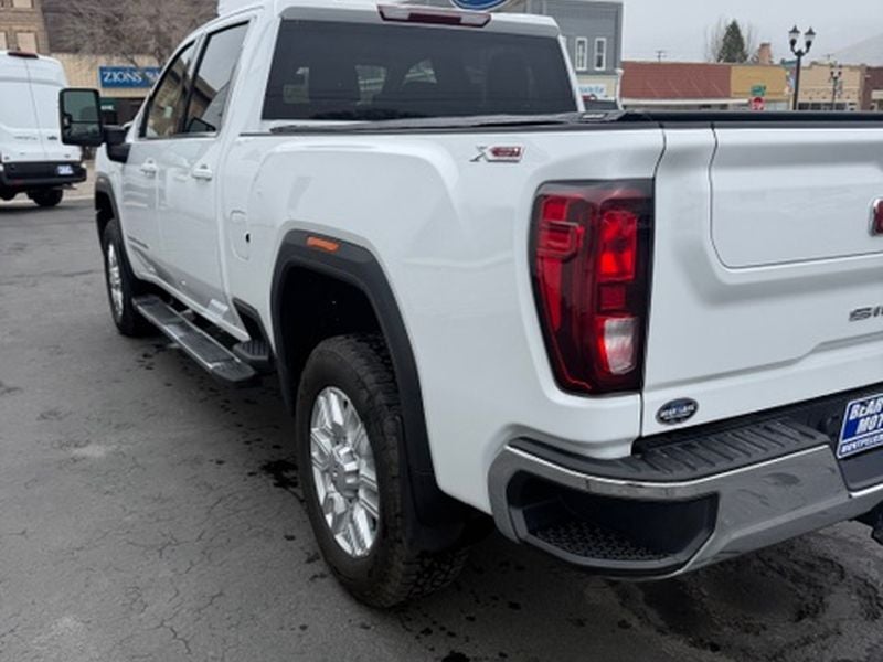 2024 GMC Sierra SLE