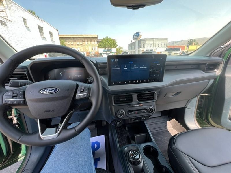 2025 Ford Maverick Lariat